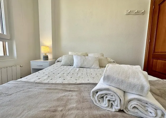 Apartment En Ajo, La Marina De *